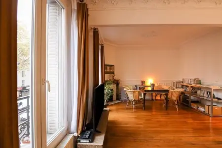 APPARTEMENT VICTOR HUGO/ GENY, Appartement à Paris proche Métro 14 - Photo 9