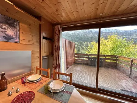 Studio 4 pers, proximité commerces et pistes, parking, terrasse Ouest, piscine l'été - Méribel - Photo 8