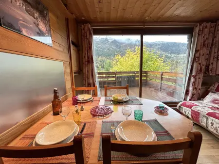 Studio 4 pers, proximité commerces et pistes, parking, terrasse Ouest, piscine l'été - Méribel - Photo 12