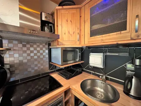 Studio 4 pers, proximité commerces et pistes, parking, terrasse Ouest, piscine l'été - Méribel - Photo 29
