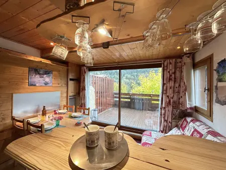 Studio 4 pers, proximité commerces et pistes, parking, terrasse Ouest, piscine l'été - Méribel - Photo 30