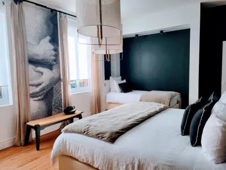 Grande Maison Bourgeoise avec Cour Privative, 5 Chambres, WiFi, Proche Commerces et Nature - Photo 6