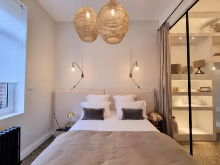 Grande Maison Bourgeoise avec Cour Privative, 5 Chambres, WiFi, Proche Commerces et Nature - Photo 10