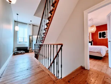 Grande Maison Bourgeoise avec Cour Privative, 5 Chambres, WiFi, Proche Commerces et Nature - Photo 24