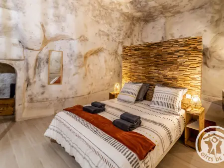 Gîte troglodyte unique avec jacuzzi, billard et jardin, près de Doué La Fontaine et Saumur - Photo 16