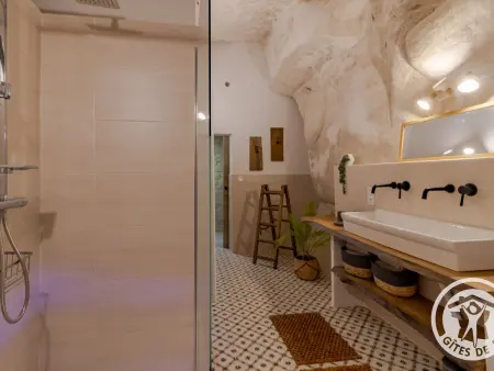 Gîte troglodyte unique avec jacuzzi, billard et jardin, près de Doué La Fontaine et Saumur - Photo 28