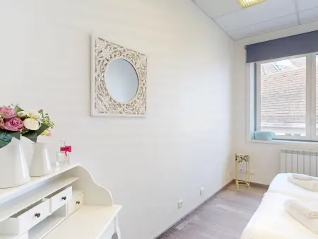 Appartement Rénové, 3 Ch. avec Parking Privé, Hyper-Centre Colmar - Photo 17