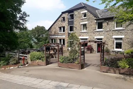 Les 5 Ourthes, Gîte de charme avec piscine à Houffalize - Photo 4