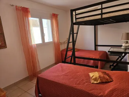 Appartement 2ch proche plage et commerces, Appartement 4 personnes à Sari Solenzara - Photo 9