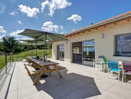 Maison de charme rénovée avec piscine chauffée - Photo 2