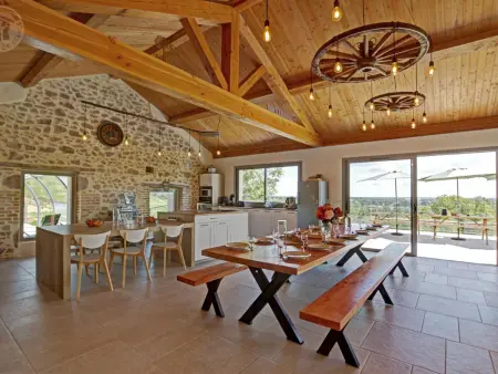 Maison de charme rénovée avec piscine chauffée - Photo 4