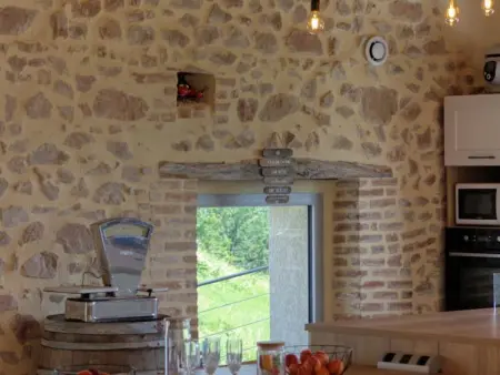 Maison de charme rénovée avec piscine chauffée - Photo 12