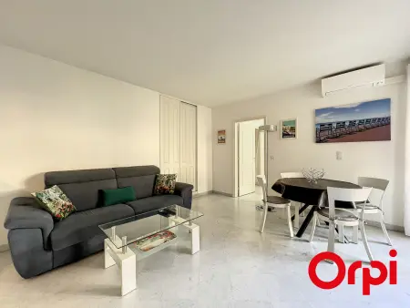 Appartement Central proche Plages avec Piscine, Sauna, Parking et Climatisation - Photo 3