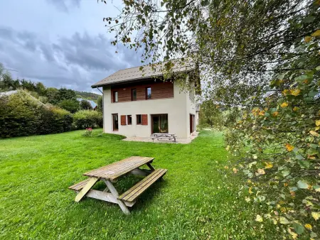 Spacieuse maison 8 personnes, 4 chambres, vue montagnes - Photo 1