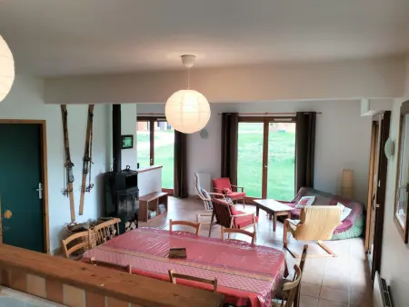 Spacieuse maison 8 personnes, 4 chambres, vue montagnes - Photo 3