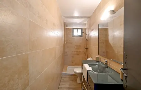 Appartement 6 personnes à Vallon pont d´arc - Photo 24