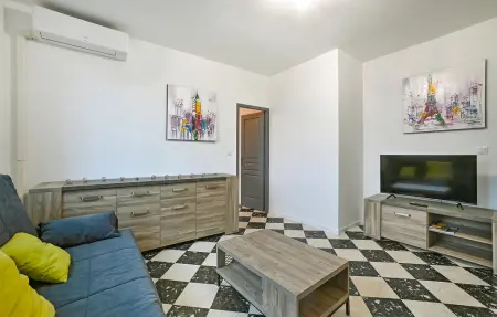 Appartement 8 personnes à Vallon pont d´arc - Photo 3