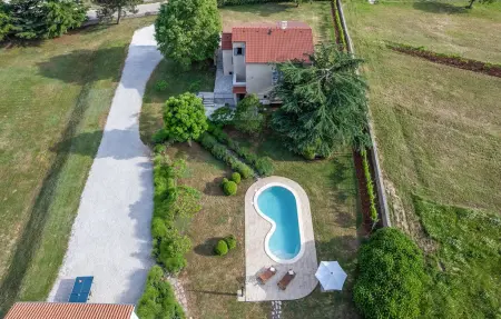 Villa Branko Istria, Maison 8 personnes à Svetvincenat - Photo 8