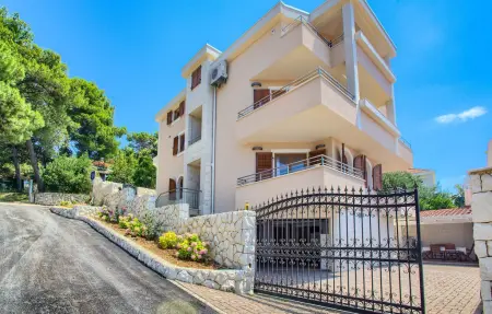Villa Mustra, Maison 10 personnes à Okrug Donji - Photo 15