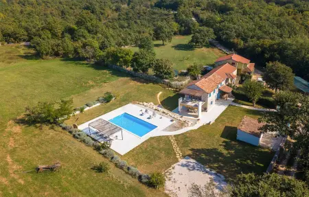 Villa Natura, Maison 6 personnes à Tinjan - Photo 1