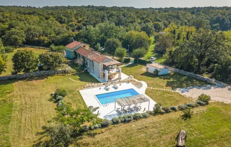 Villa Natura, Maison 6 personnes à Tinjan - Photo 16
