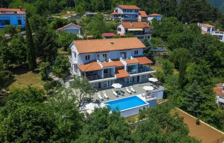 Villa Travia, Maison 19 personnes à Opatija - Photo 10