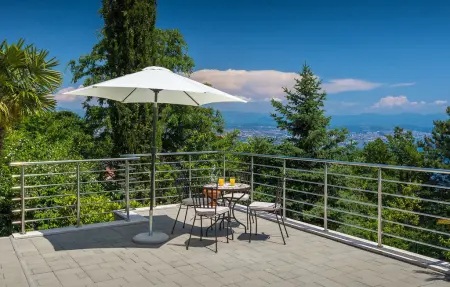 Villa Travia, Maison 19 personnes à Opatija - Photo 11
