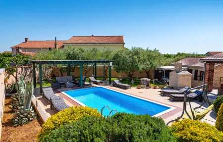 Villa Tea, Maison 8 personnes à Zadar - Photo 2