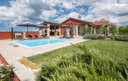 Villa Marula, Maison 8 personnes à Umag - Photo 1