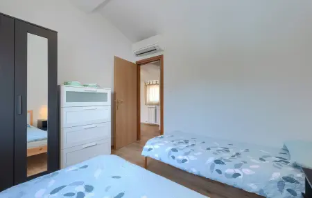 Villa Leni Kringa, Maison 5 personnes à Tinjan - Photo 35