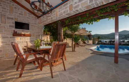 Villa Antisin, Maison 6 personnes à Sutomiscica - Photo 5