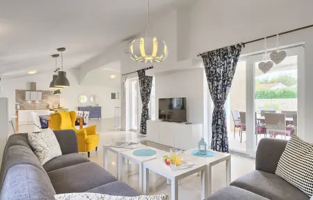 Villa Nada, Maison 8 personnes à Nedescina - Photo 1