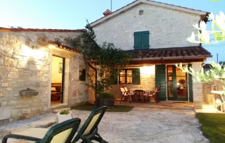 Villa Bassi, Maison 4 personnes à Tinjan - Photo 3