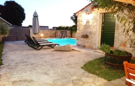 Villa Bassi, Maison 4 personnes à Tinjan - Photo 4