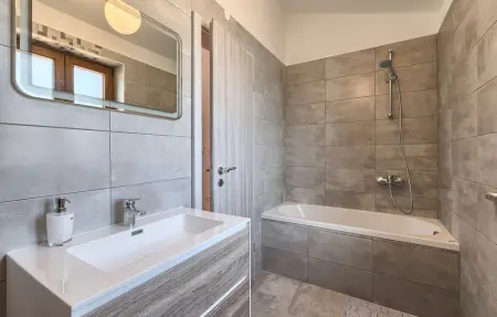 Villa Montreo, Maison 8 personnes à Tinjan - Photo 38