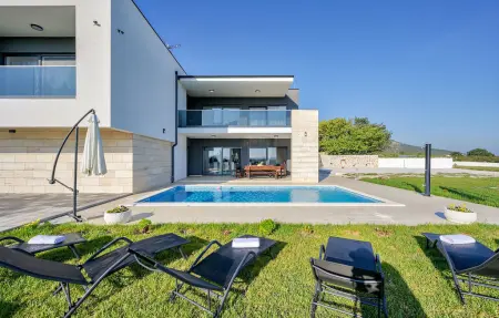 Villa FA Exclusive, Maison 10 personnes à Sveti Filip i Jakov - Photo 4