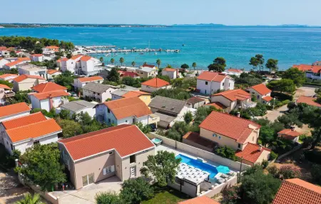 Villa One Oak, Maison 10 personnes à Vir - Photo 2