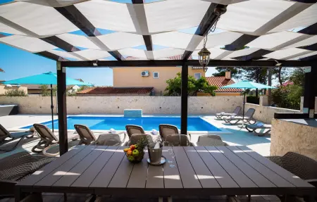 Villa One Oak, Maison 10 personnes à Vir - Photo 4