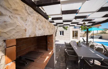 Villa One Oak, Maison 10 personnes à Vir - Photo 8