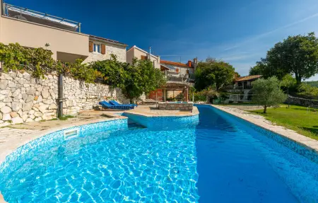 Villa Gigi, Maison 19 personnes à Tinjan - Photo 1