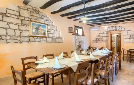 Villa Gigi, Maison 19 personnes à Tinjan - Photo 5
