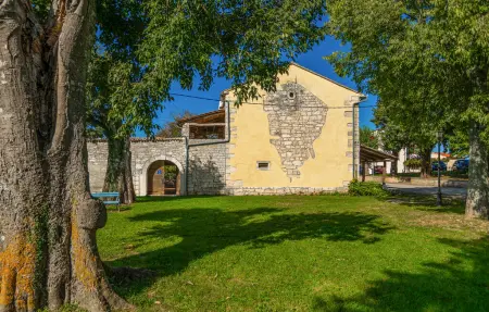 Villa Gigi, Maison 19 personnes à Tinjan - Photo 12
