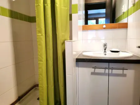 Studio divisible pour 4, proche ESF et commerces, TV, lave-vaisselle, lave-linge - Photo 15