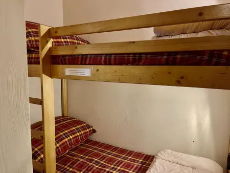 Joli T3 avec balcon, 2 chambres, proche pistes et commerces - Photo 6