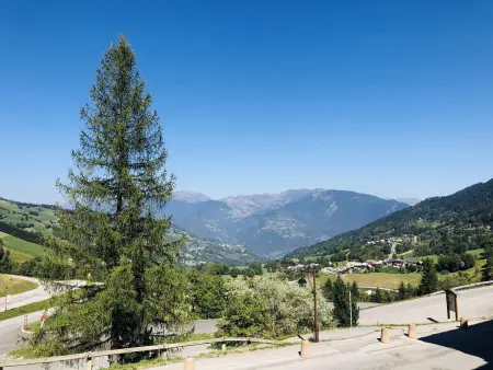 Appartement cosy, proche des pistes, commerces et luge, bien équipé, 3 étoiles, pour 4-5 personnes. - Photo 14