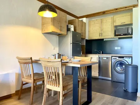 Charmant 3P rénové, 3 étoiles, proche pistes, commerces et ESF, pour 4 pers., cuisine équipée, balcon - Photo 13