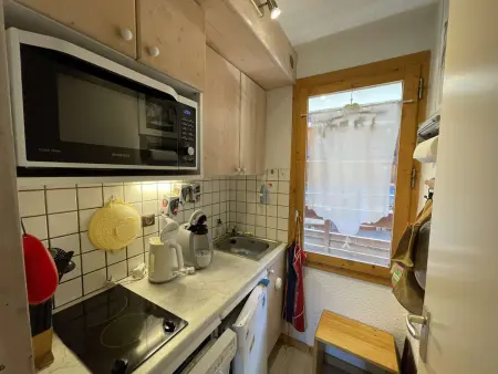 Charmant 2 pièces rénové au pied des pistes, 4 pers., proche ESF et commerces, animaux acceptés - Photo 2