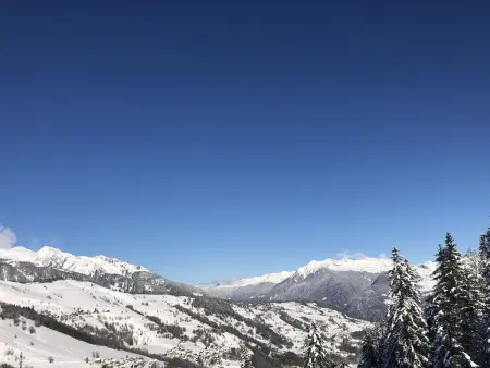 Douillet studio 2 étoiles, proche pistes, balcon et cuisine équipée - Photo 9