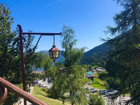 Appartement rénové, 3 pièces, skis aux pieds, proche centre, 7 pers., terrasse pistes - Photo 11