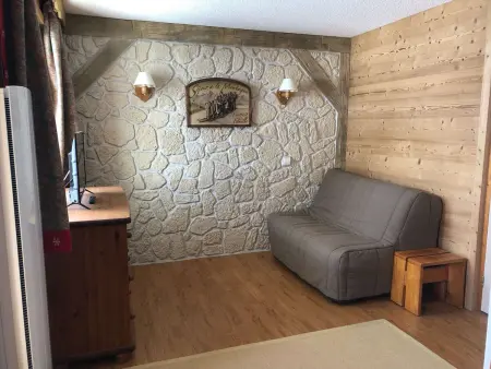 Studio pour 4 avec canapé convertible, cuisine équipée, proche commerces et pistes - Photo 14
